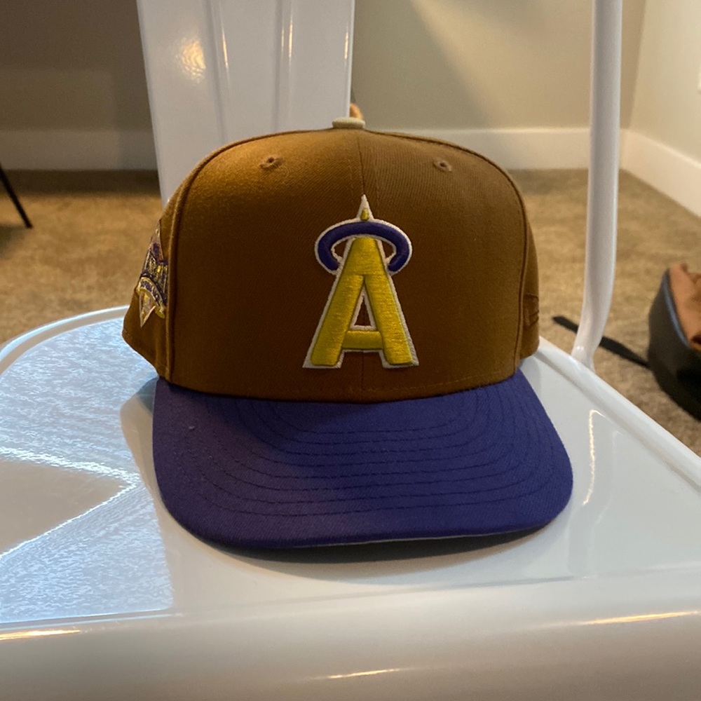 Los Angeles Angels limited edition new era fitted cap